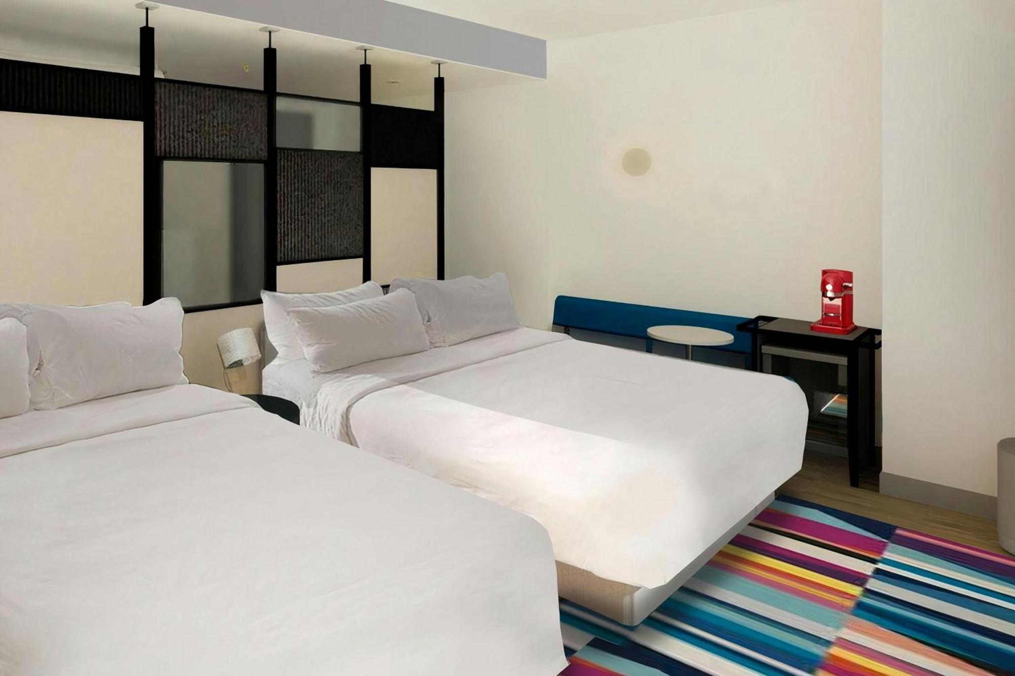 Hotel Aloft Santo Domingo Piantini Exterior foto